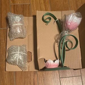 Fragrant Blooms Tart Warmer by AVON